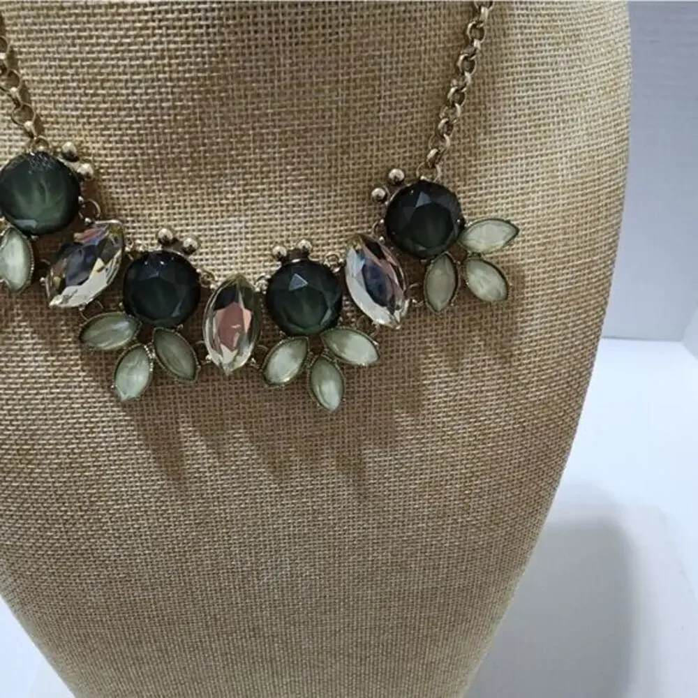 Treska Floral jeweled green &‎ gold statement necklace
